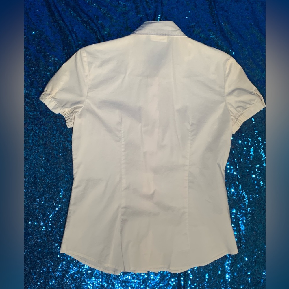 Button-Up Blouse - Picture 2 of 7